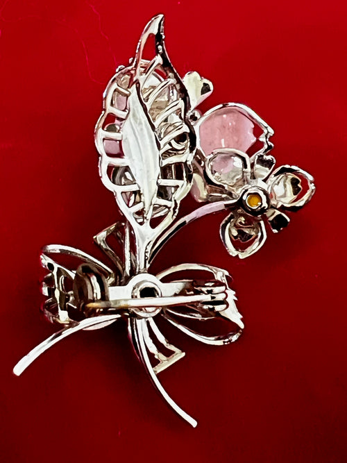 Vintage Flower Motif Brooches group of 3
